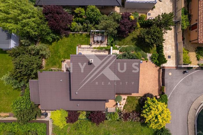 Prodej rodinného domu, Králův Dvůr, Na Vinohradech, 103 m2