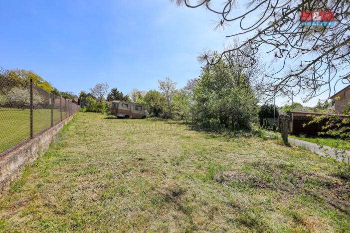 Prodej pozemku pro bydlení, Kvášňovice, 745 m2