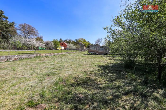 Prodej pozemku pro bydlení, Kvášňovice, 745 m2