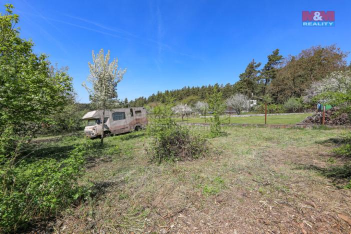 Prodej pozemku pro bydlení, Kvášňovice, 745 m2