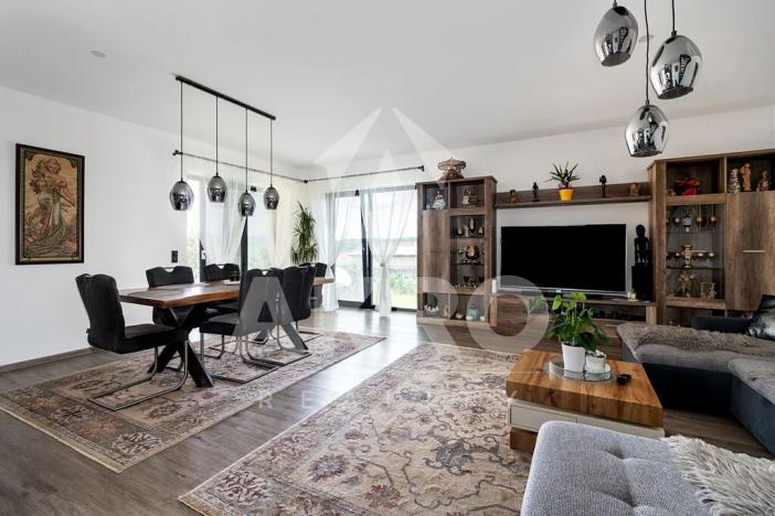 Prodej bytu 4+kk, Okrouhlo, 152 m2