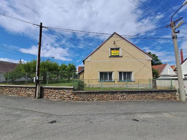 Prodej rodinného domu, Nezamyslice, 300 m2