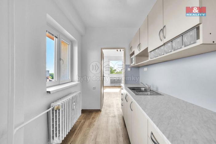 Prodej bytu 2+1, Přelouč, B. Němcové, 50 m2