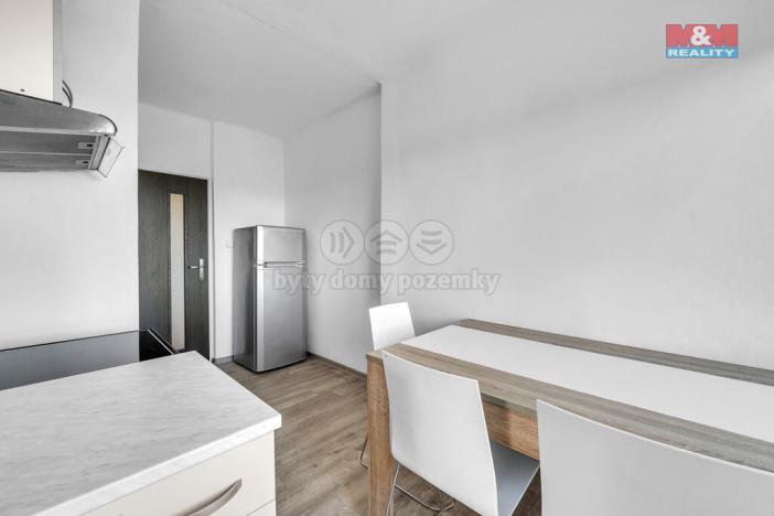 Prodej bytu 2+1, Přelouč, B. Němcové, 50 m2