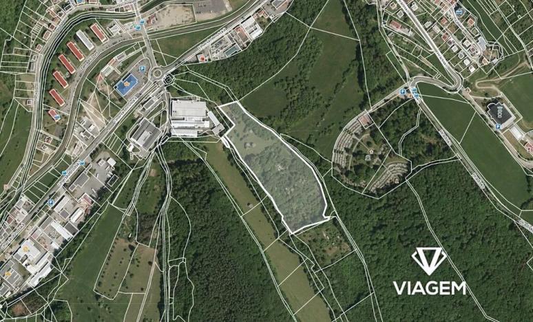 Prodej podílu komerčního pozemku, Luhačovice, 3683 m2