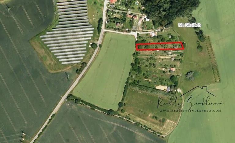 Pronájem zahrady, Radvanice, 1937 m2