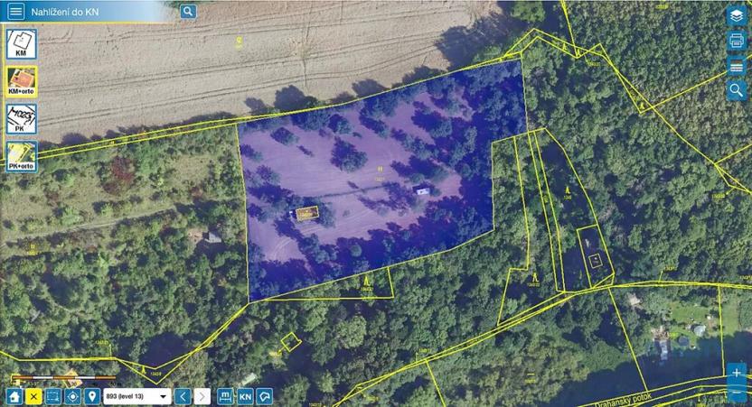 Prodej komerčního pozemku, Praha - Dolní Chabry, 10599 m2