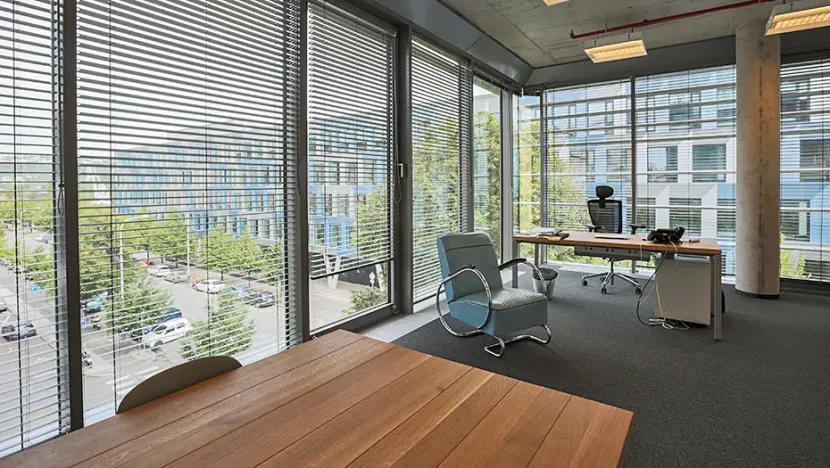 Pronájem kanceláře, Praha - Holešovice, Jankovcova, 564 m2