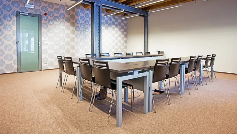 Pronájem kanceláře, Praha - Holešovice, Jankovcova, 369 m2