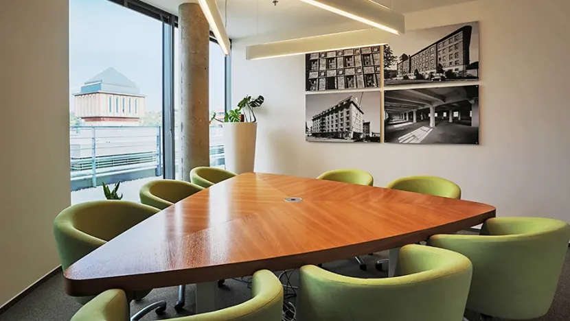 Pronájem kanceláře, Praha - Holešovice, Jankovcova, 369 m2