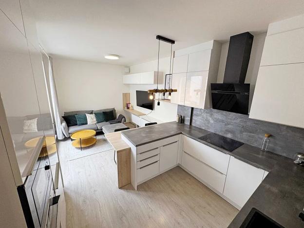 Pronájem bytu 2+kk, Brno, Vídeňská, 42 m2