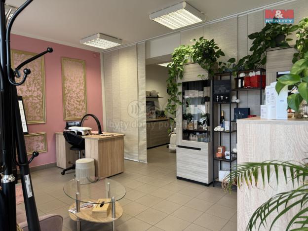 Pronájem obchodního prostoru, Mnichovice, Masarykovo náměstí, 48 m2