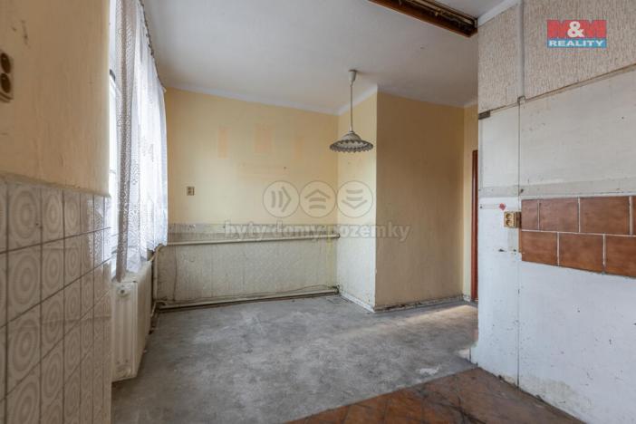 Prodej bytu 3+1, Stráž, 82 m2