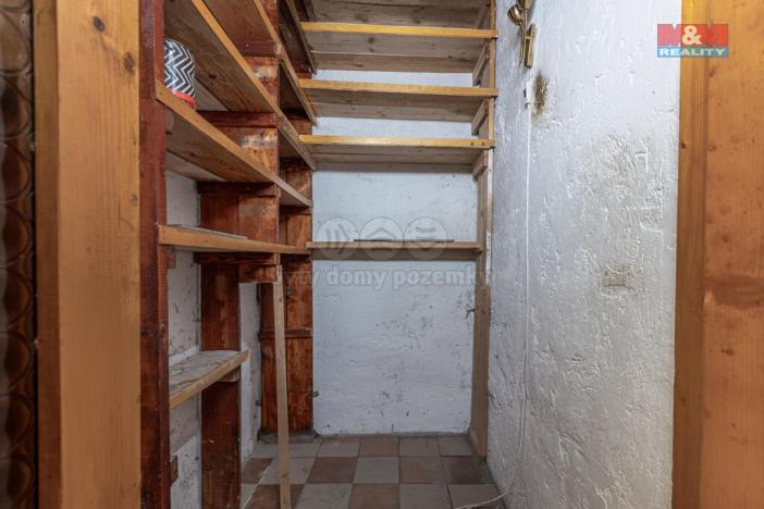 Prodej bytu 3+1, Stráž, 82 m2