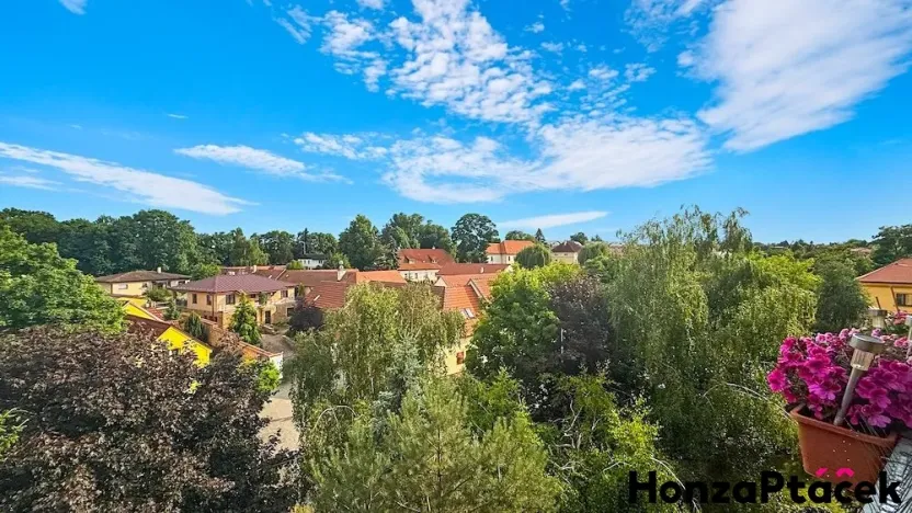 Prodej bytu 3+1, Praha - Horní Počernice, Třebešovská, 77 m2