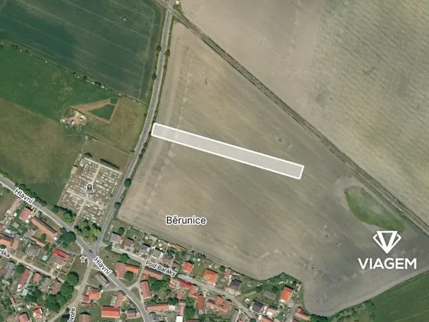 Prodej podílu pole, Běrunice, 1601 m2