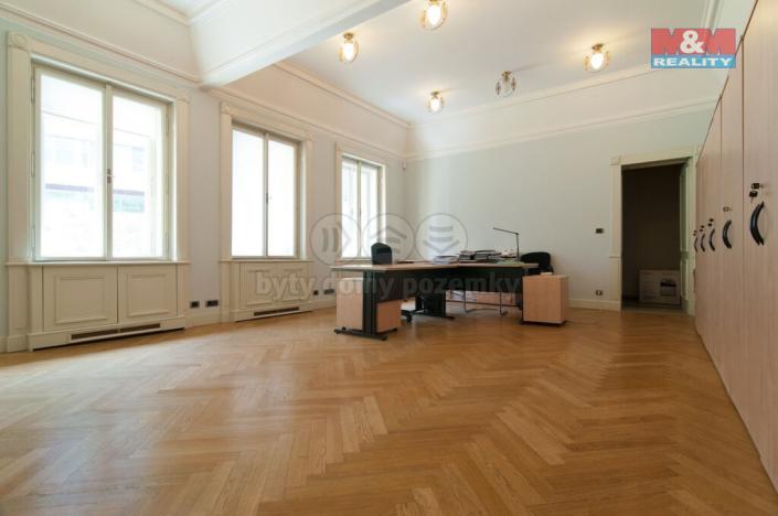 Prodej kanceláře, Praha - Smíchov, Kartouzská, 664 m2