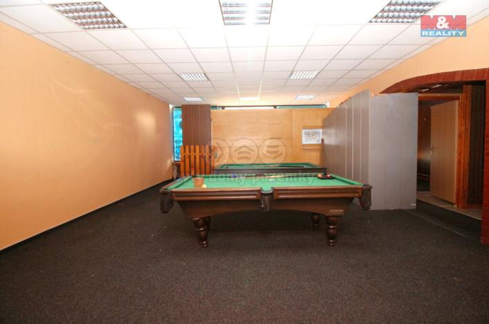 Pronájem obchodního prostoru, Hradec Králové - Pražské Předměstí, V Lipkách, 450 m2