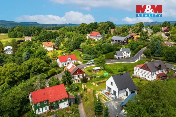 Prodej rodinného domu, Janov, 268 m2