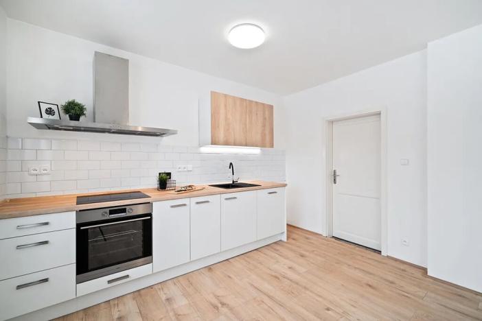 Pronájem bytu 2+kk, Leština u Světlé, 53 m2