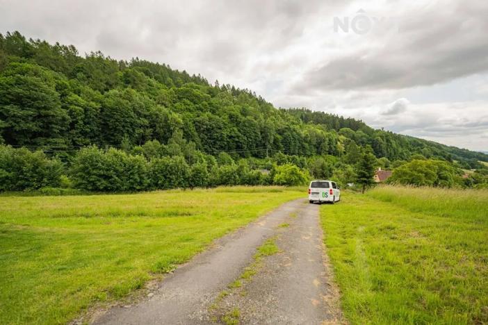 Prodej pozemku pro bydlení, Bratrušov, 2853 m2