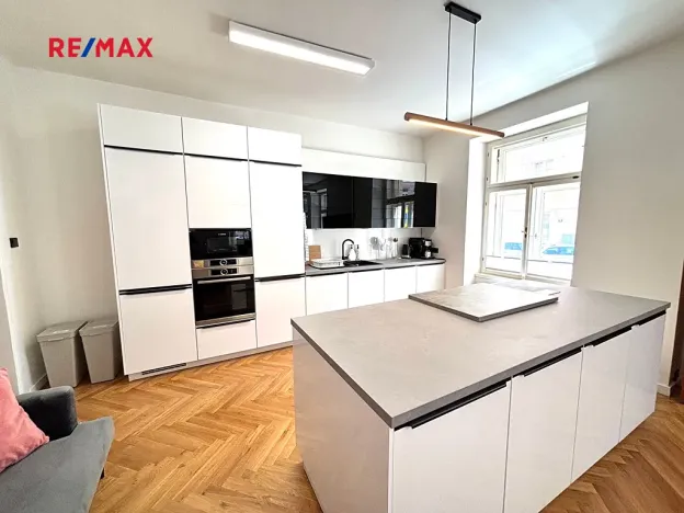 Pronájem bytu 3+kk, Praha - Vinohrady, Kolínská, 127 m2