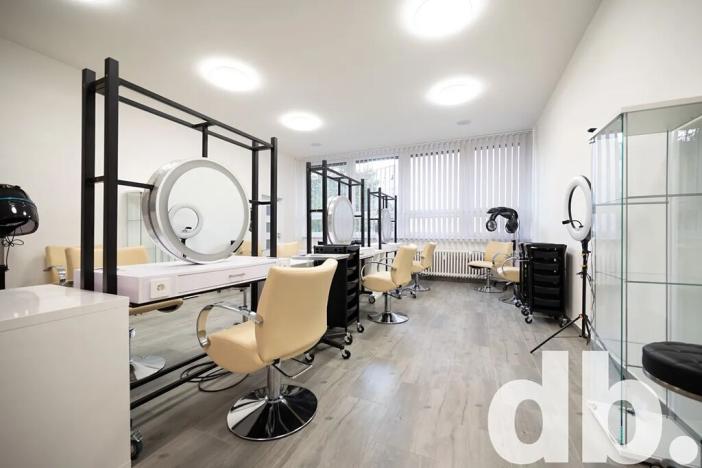 Pronájem komerční nemovitosti, Karlovy Vary, U Koupaliště, 70 m2