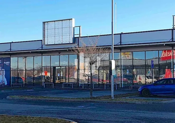 Pronájem obchodního prostoru, České Budějovice, České Vrbné, 477 m2