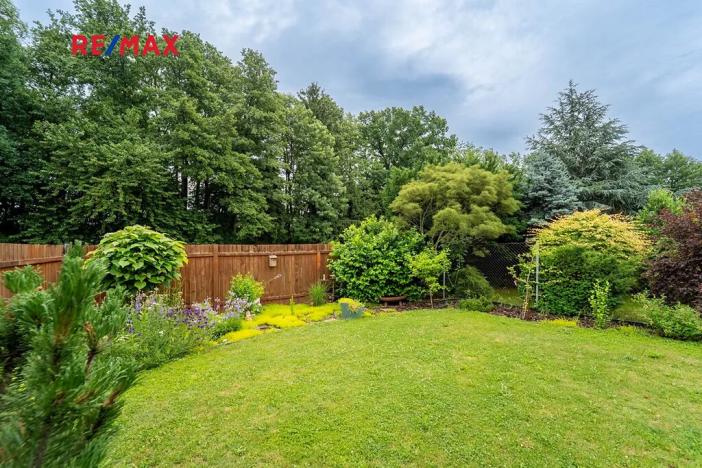 Prodej rodinného domu, Nupaky, K Parku, 156 m2