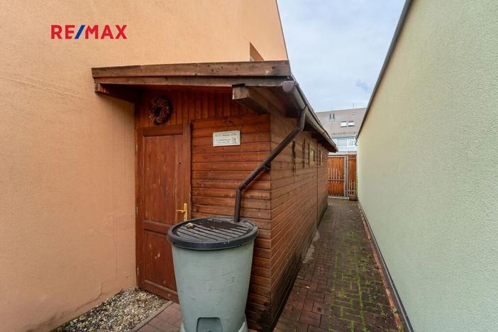 Prodej rodinného domu, Nupaky, K Parku, 156 m2