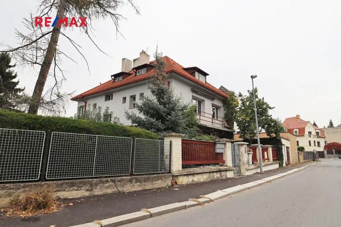 Prodej bytu 2+kk, Praha - Podolí, V podhájí, 48 m2