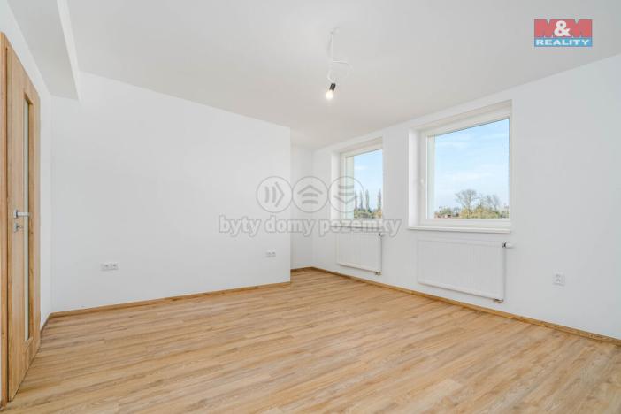 Prodej bytu 3+kk, Třebechovice pod Orebem, Masarykovo náměstí, 93 m2