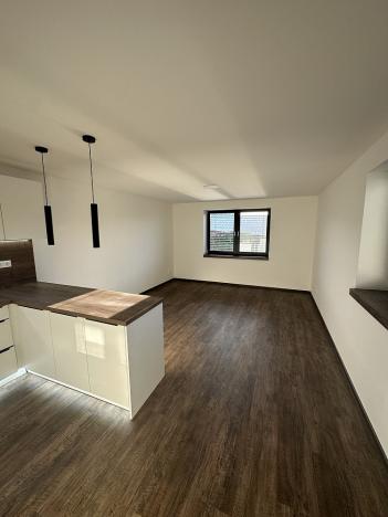 Pronájem bytu 1+kk, Uherské Hradiště - Jarošov, Drahy, 33 m2
