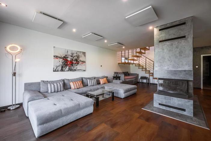 Prodej vily, Loučná pod Klínovcem, 210 m2