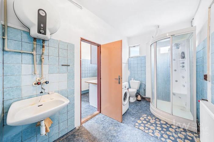 Prodej ubytování, Zálezly, 900 m2