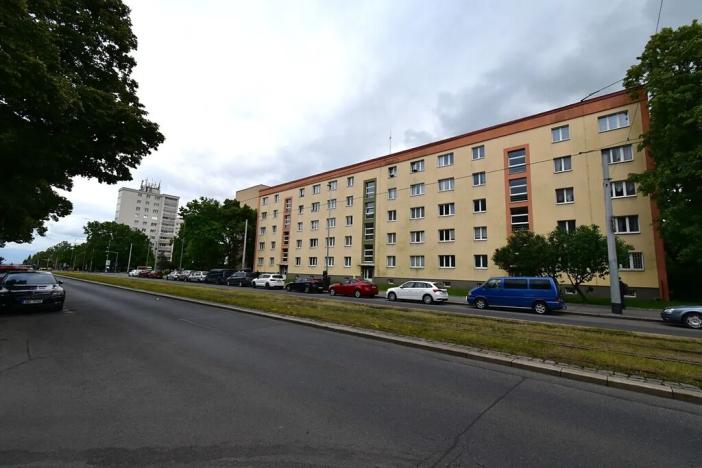 Pronájem bytu 2+1, Praha - Břevnov, Na Petřinách, 54 m2