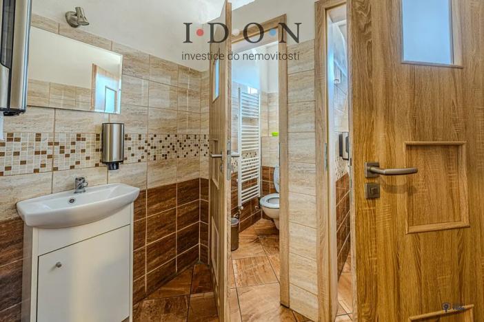 Prodej restaurace, Kozlovice, 500 m2