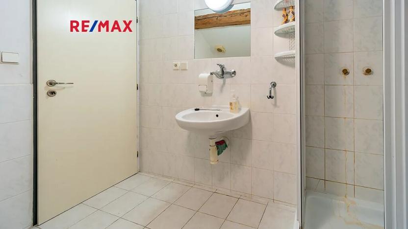 Prodej vícegeneračního domu, Doksy, 611 m2