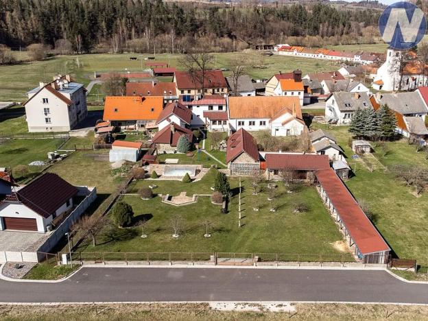 Prodej rodinného domu, Záblatí, 304 m2