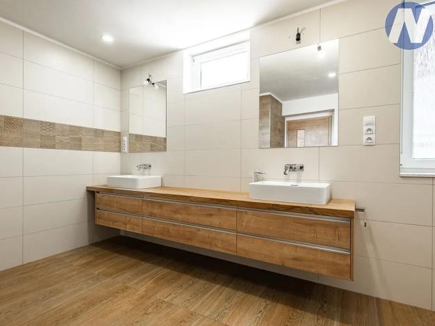 Prodej rodinného domu, Záblatí, 304 m2