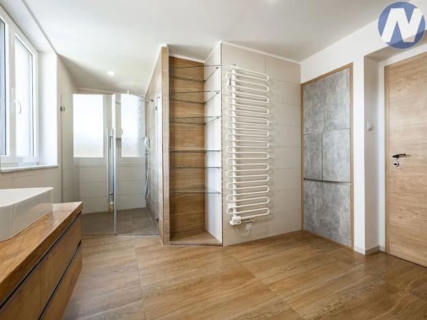 Prodej rodinného domu, Záblatí, 304 m2