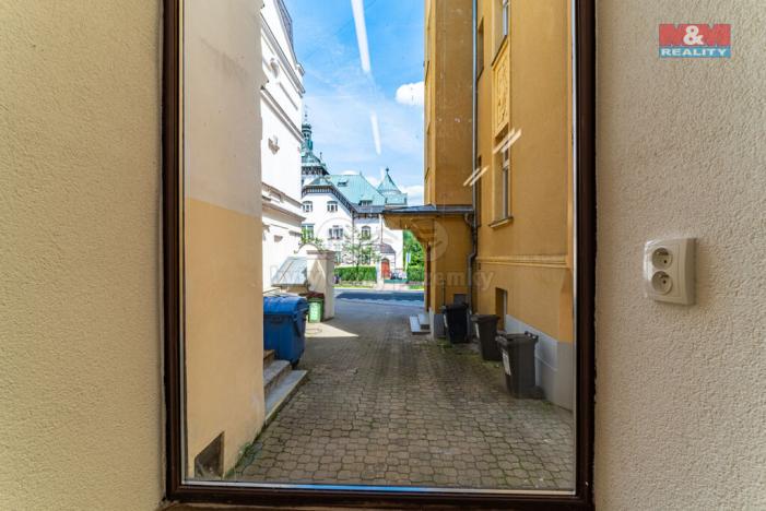 Pronájem obchodního prostoru, Mariánské Lázně, Hlavní třída, 76 m2