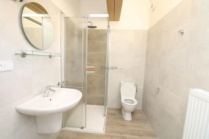 Pronájem bytu 1+kk, Uhlířské Janovice, Václavské náměstí, 26 m2