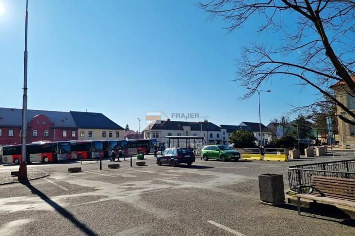 Pronájem bytu 1+kk, Uhlířské Janovice, Václavské náměstí, 26 m2