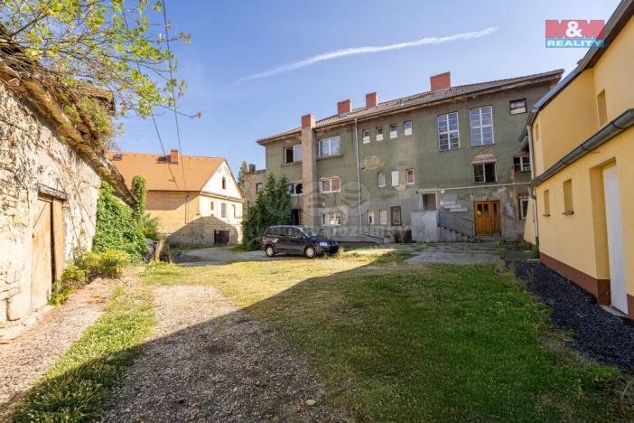 Prodej rodinného domu, Liběchov, nám. V. Levého, 1120 m2