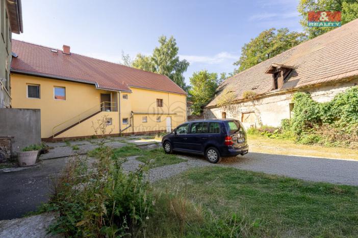 Prodej rodinného domu, Liběchov, nám. V. Levého, 1120 m2
