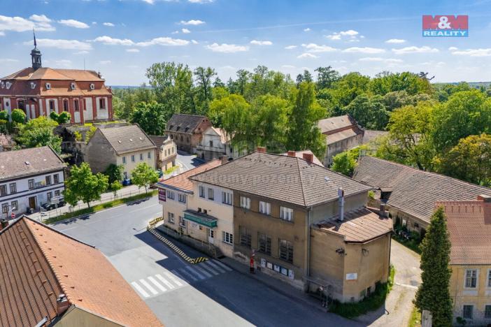 Prodej činžovního domu, Liběchov, nám. V. Levého, 1120 m2