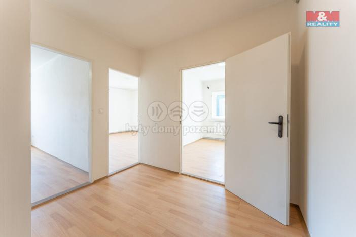 Prodej činžovního domu, Liběchov, nám. V. Levého, 1120 m2