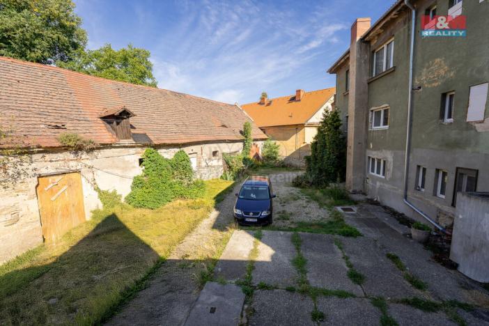 Prodej činžovního domu, Liběchov, nám. V. Levého, 1120 m2