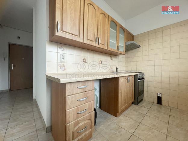 Pronájem bytu 1+1, Kadaň, Chomutovská, 35 m2